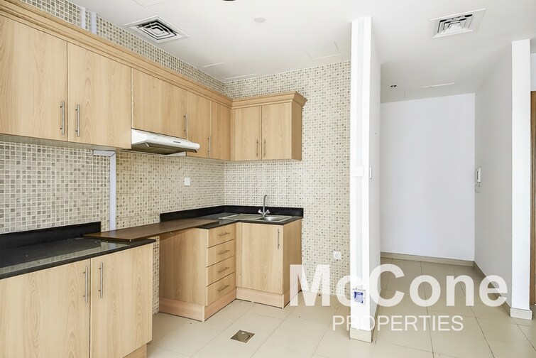 Mayfair Residency Apartment for Rent, Business Bay, Dubai