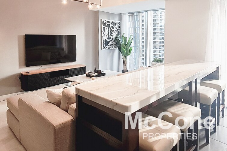 Cayan Tower Apartment for Rent, Dubai Marina, Dubai