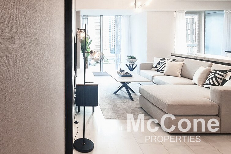 Cayan Tower Apartment for Rent, Dubai Marina, Dubai