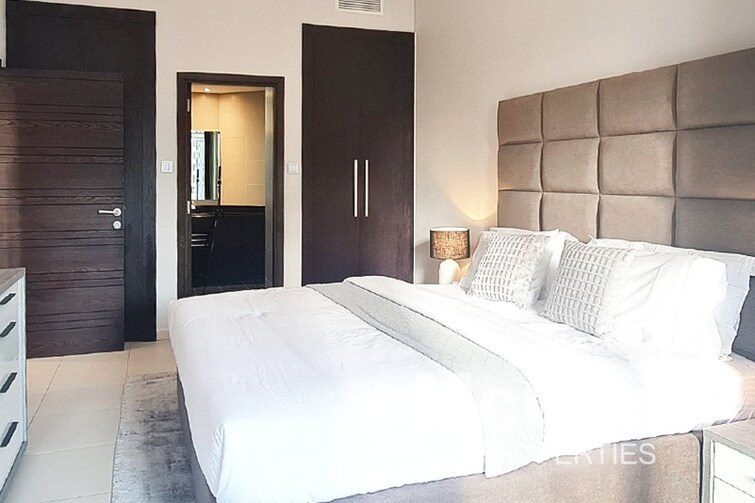 Cayan Tower Apartment for Rent, Dubai Marina, Dubai