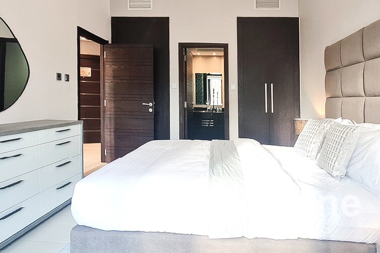 Cayan Tower Apartment for Rent, Dubai Marina, Dubai