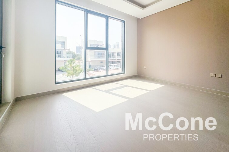 The Legends Townhouse for Rent, DAMAC Hills, Dubai