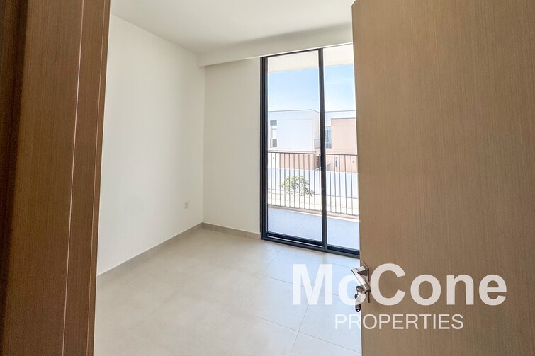 Raya Townhouse for Rent, Arabian Ranches 3, Dubai