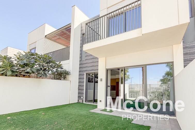 Sun Townhouse for Rent, Arabian Ranches 3, Dubai