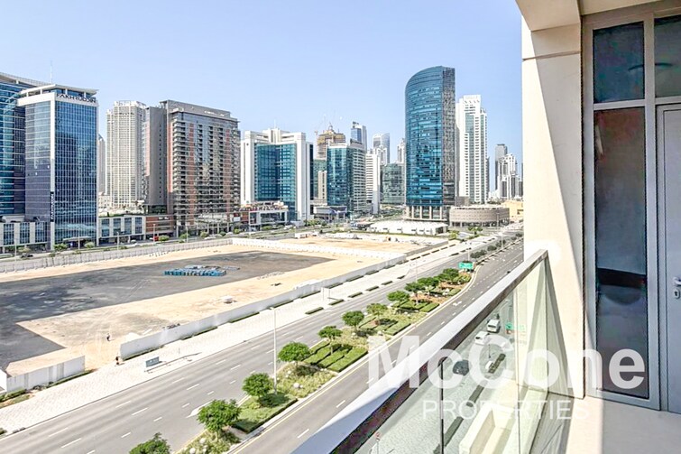 Bellevue Towers Apartment for Rent, Downtown Dubai, Dubai