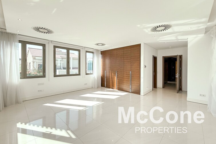 Signature Villas Palm Jumeirah Villa for Rent, Palm Jumeirah, Dubai