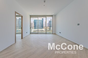 Peninsula One Apartment for Rent, Business Bay, Dubai