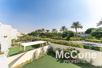 4 BR Villa For Sale in Mira Oasis 2