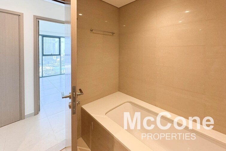 Burj Royale Apartment for Sale, Downtown Dubai, Dubai