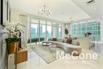 Apartment For Sale in Dubai Harbour