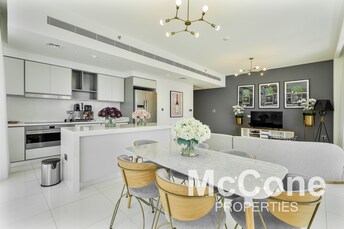 Apartment For Sale in Dubai Harbour