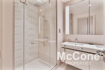 Apartment For Sale in Dubai Harbour