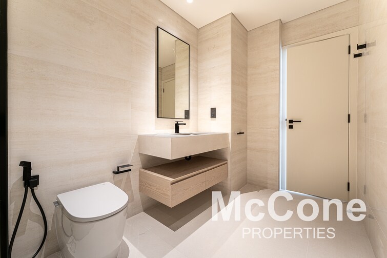 Dubai Healthcare City Phase 2 Apartment for Sale, Al Jaddaf, Dubai