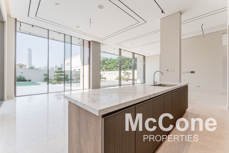 Jumeirah Park Homes Villa for Sale, Jumeirah Park, Dubai