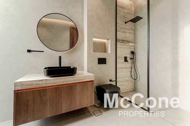 Jumeirah Park Homes Villa for Sale, Jumeirah Park, Dubai