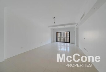 1 BR Apartment For Sale in Golden Mile 2
