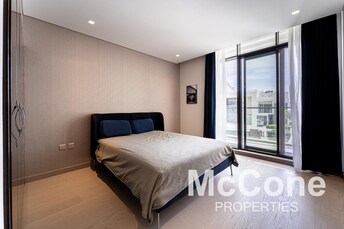  Villa for Sale, DAMAC Hills, Dubai