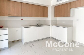 3 BR Townhouse For Sale in Dubai South