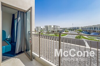 3 BR Townhouse For Sale in Dubai South