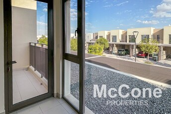 3 BR Townhouse For Sale in Dubai South