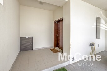 3 BR Townhouse For Sale in Dubai South