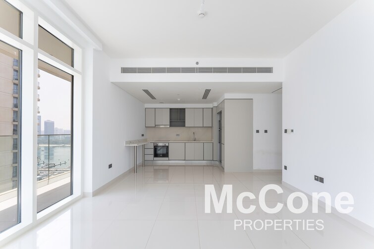  Apartment for Sale, Dubai Harbour, Dubai