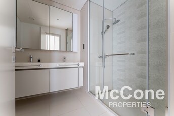 2 BR Apartment For Sale in Dubai Harbour