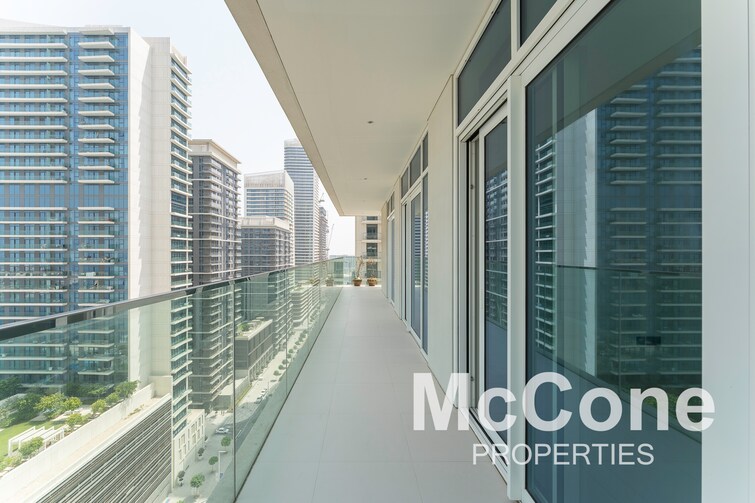  Apartment for Sale, Dubai Harbour, Dubai