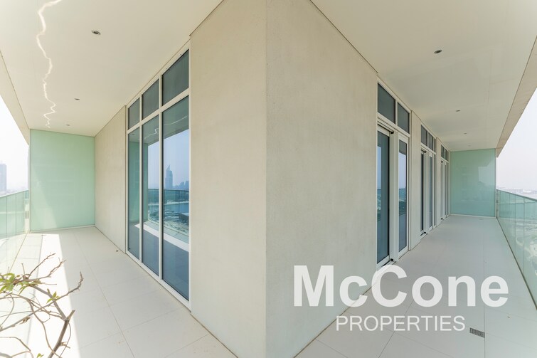  Apartment for Sale, Dubai Harbour, Dubai