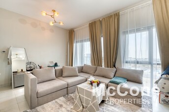 2 BR Apartment For Sale in Dubai South