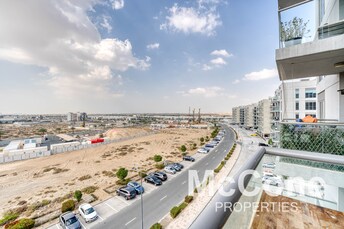 2 BR Apartment For Sale in Dubai South