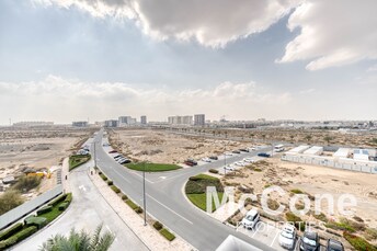 2 BR Apartment For Sale in Dubai South