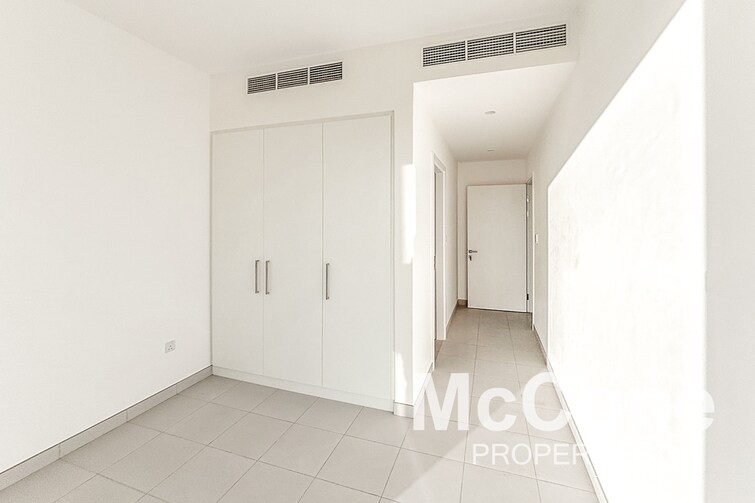  Townhouse for Sale, Dubai South, Dubai