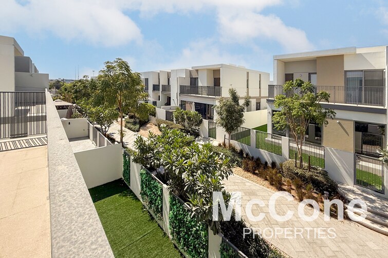 Elan Townhouse for Sale, Tilal Al Ghaf, Dubai