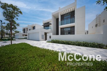 Villa For Sale in District One