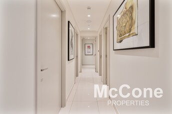 EMAAR Beachfront Apartment for Sale, Dubai Harbour, Dubai
