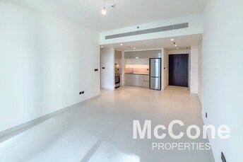 EMAAR Beachfront Apartment for Sale, Dubai Harbour, Dubai