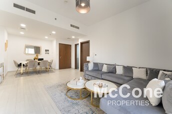 Apartment For Sale in Dubailand