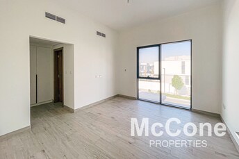 4 BR Villa For Sale in Murooj Al Furjan