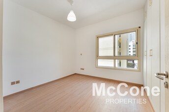 Al Thayyal Apartment for Sale, The Greens, Dubai