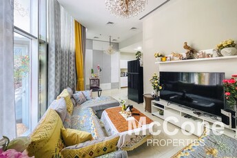 2 BR Apartment For Sale in Villa Myra