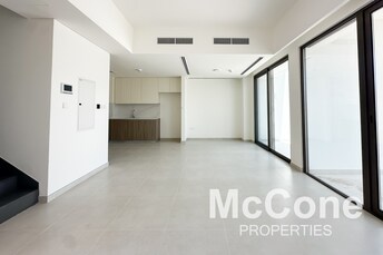 3 BR Townhouse For Sale in NARA Townhouses