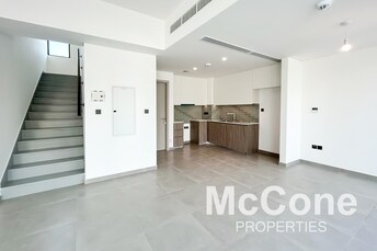 3 BR Townhouse For Sale in NARA Townhouses