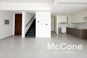 3 BR Townhouse For Sale in NARA Townhouses