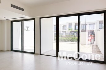 3 BR Townhouse For Sale in NARA Townhouses