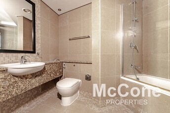 1 BR Apartment For Sale in Sky Gardens DIFC