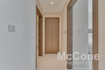 1 BR Apartment For Sale in EMAAR Beachfront