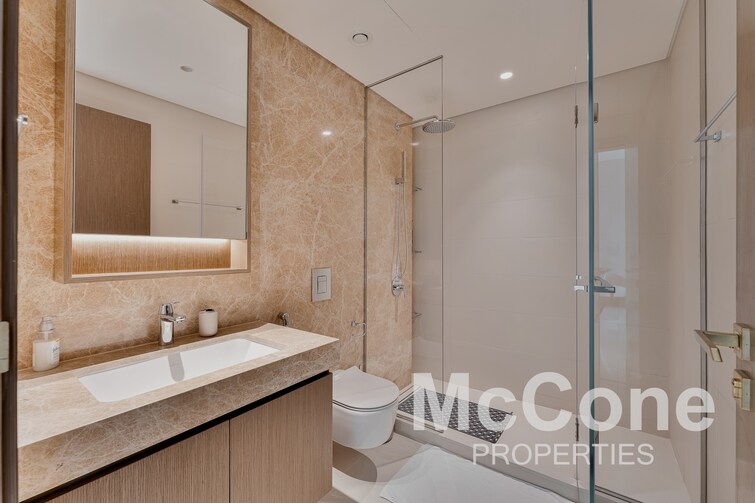 EMAAR Beachfront Apartment for Sale, Dubai Harbour, Dubai