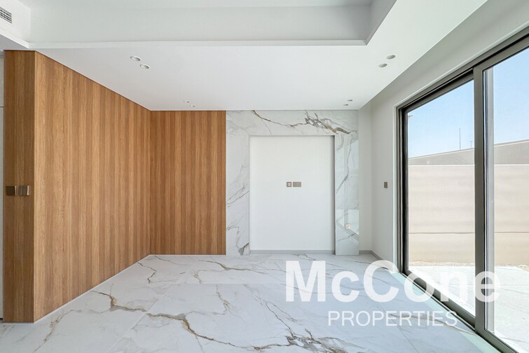 Jasmine Lane Townhouse for Sale, Jumeirah Golf Estates, Dubai