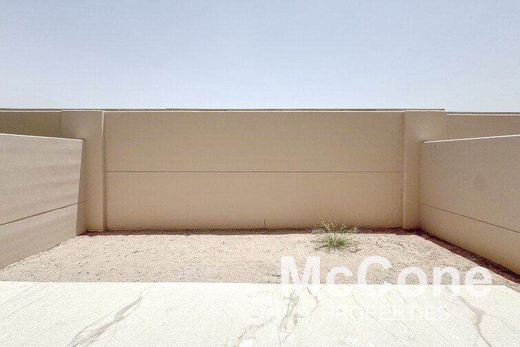 Jasmine Lane Townhouse for Sale, Jumeirah Golf Estates, Dubai